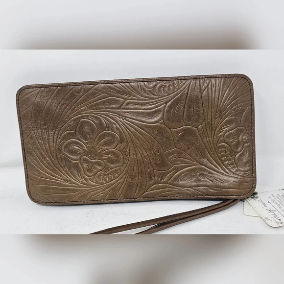 HOBO Vintage Hide Embossed Mink Leather Wristlet NWT $118 - Picture 2 of 16